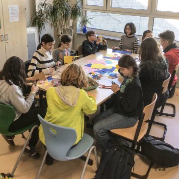 Frühlingsbasteln in der Bibliothek