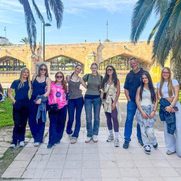 Lernen und Erleben unter Palmen