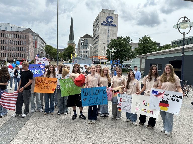 Amerikanische Gäste tauchen in den deutschen Schulalltag ein