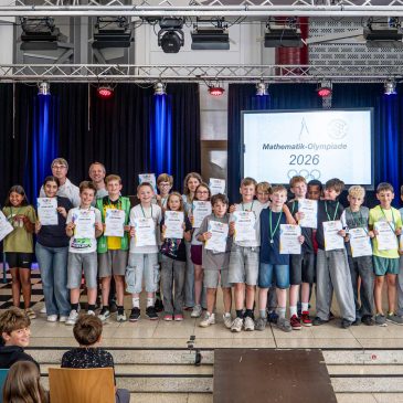 Mathe-Olympiade – Gold für die „Chicken Wings“